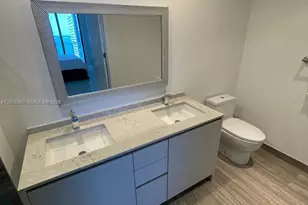 1010 Brickell Ave, Miami, FL 33131 - Photo 7