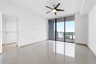 88 SW 7th St, Miami, FL 33130 - Photo 11