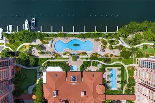 60 Edgewater Dr, Coral Gables, FL 33133 - Photo 13
