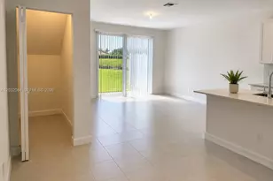 652 SE Lk Fls St, Port Saint Lucie, FL 34984 - Photo 13