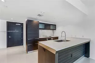 200 Biscayne Blvd Way, Miami, FL 33131 - Photo 1