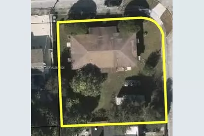 1100 NW 57th St, Miami, FL 33127 - Photo 19