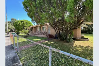 1100 NW 57th St, Miami, FL 33127 - Photo 11