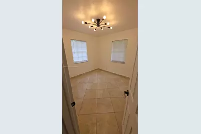 313 SW 2nd Ter #0, Hallandale Beach, FL 33009 - Photo 19