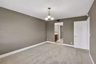 1101 SW 128th Terrace, Pembroke Pines, FL 33027 - Photo 19