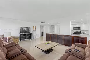 2017 S Ocean Dr, Hallandale Beach, FL 33009 - Photo 15