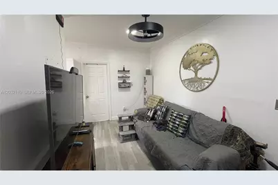 1043 NW 2nd St #2, Miami, FL 33128 - Photo 17