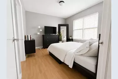 7326 Collins Ave #203, Miami Beach, FL 33141 - Photo 11