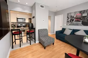 7326 Collins Ave, Miami Beach, FL 33141 - Photo 9