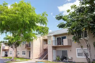 1701 NW 96th Terrace, Pembroke Pines, FL 33024 - Photo 1