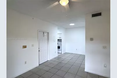1701 NW 96th Ter #1J, Pembroke Pines, FL 33024 - Photo 5