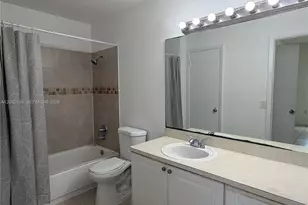 1701 NW 96th Terrace, Pembroke Pines, FL 33024 - Photo 13