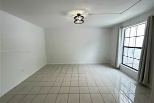 9780 SW 92nd Terrace, Miami, FL 33176 - Photo 9
