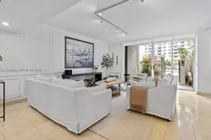 520 Brickell Key Dr, Miami, FL 33131 - Photo 3