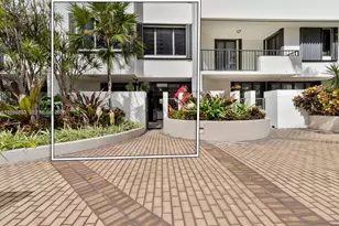 520 Brickell Key Dr, Miami, FL 33131 - Photo 13