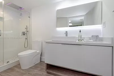 2301 Collins Ave #843, Miami Beach, FL 33139 - Photo 17