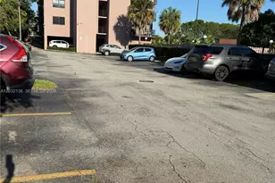 605 NW 72nd Ave, Miami, FL 33126 - Photo 33