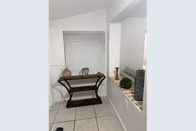 1419 NW 44th St, Miami, FL 33142 - Photo 7