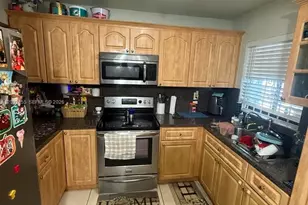 6081 W 24th Ave, Hialeah, FL 33016 - Photo 5