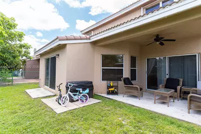7907 N Silverado Cir, Davie, FL 33024 - Photo 41