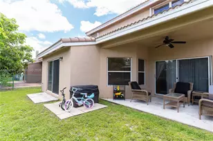7907 N Silverado Cir, Davie, FL 33024 - Photo 41