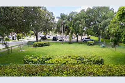 7907 N Silverado Cir, Davie, FL 33024 - Photo 45