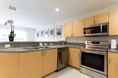 7907 N Silverado Cir, Davie, FL 33024 - Photo 11