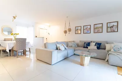 7907 N Silverado Cir, Davie, FL 33024 - Photo 9