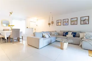 7907 N Silverado Cir, Davie, FL 33024 - Photo 9