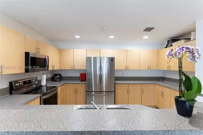 7907 N Silverado Cir, Davie, FL 33024 - Photo 3