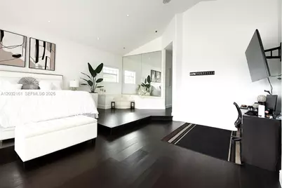 15106 NW 89th Ct, Miami Lakes, FL 33018 - Photo 25