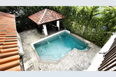 15106 NW 89th Ct, Miami Lakes, FL 33018 - Photo 41