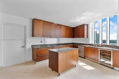 15901 Collins Ave #904, Sunny Isles Beach, FL 33160 - Photo 21
