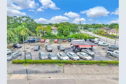 4601 W Hallandale Beach Blvd, Hollywood, FL 33023 - Photo 17