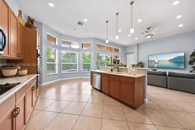 5431 SW 184th Way, Miramar, FL 33029 - Photo 33