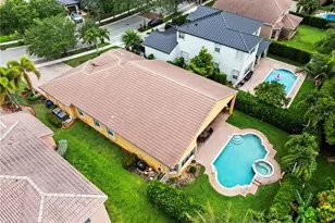 5431 SW 184th Way, Miramar, FL 33029 - Photo 5