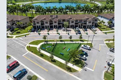 11379 SW 248th Ter, Homestead, FL 33032 - Photo 7