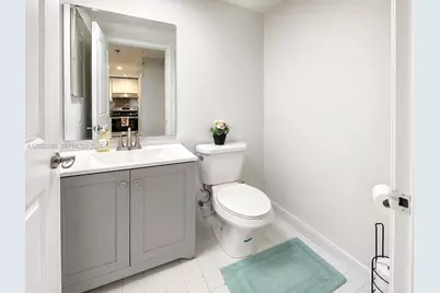 540 Brickell Key Dr #1802, Miami, FL 33131 - Photo 3