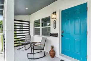 1521 NE 118th Terrace, Miami, FL 33161 - Photo 13