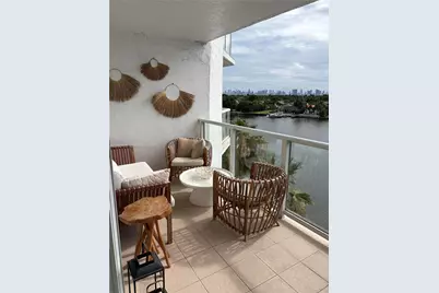 5900 Collins Ave #702, Miami Beach, FL 33140 - Photo 9