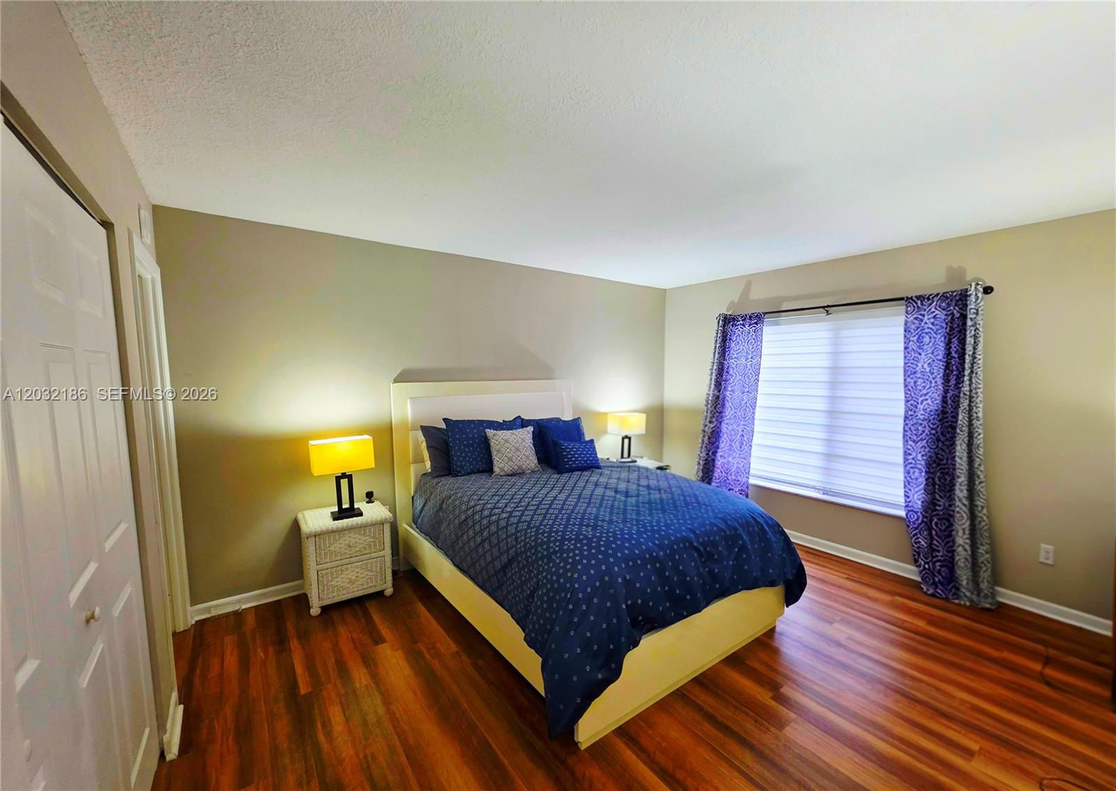 4164 Inverrary Dr #204 main architectural view