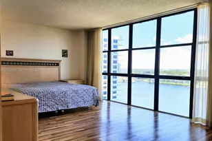 18181 NE 31st Ct, Aventura, FL 33160 - Photo 5