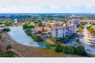 4164 Inverrary Dr #204, Lauderhill, FL 33319 - Photo 3