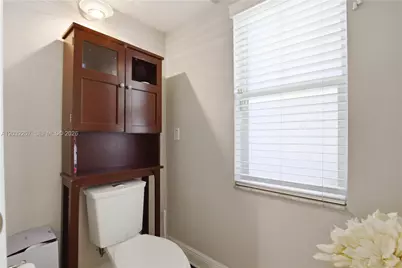 5940 NW 52nd St, Coral Springs, FL 33067 - Photo 25