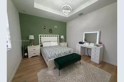 20731 NE 7th Pl #20731, Miami, FL 33179 - Photo 9