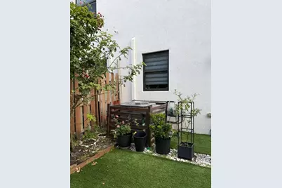 20731 NE 7th Pl #20731, Miami, FL 33179 - Photo 3