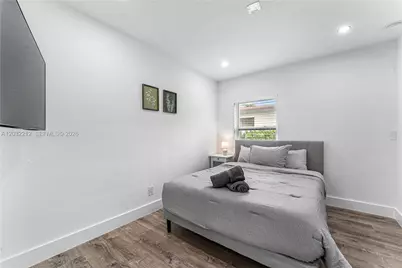 1523 NE 118th Ter #2, Miami, FL 33161 - Photo 11