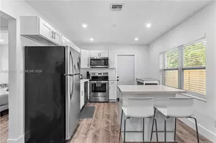 1523 NE 118th Terrace, Miami, FL 33161 - Photo 7