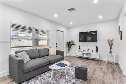 1523 NE 118th Ter #2, Miami, FL 33161 - Photo 5