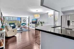 6423 Collins Ave, Miami Beach, FL 33141 - Photo 3